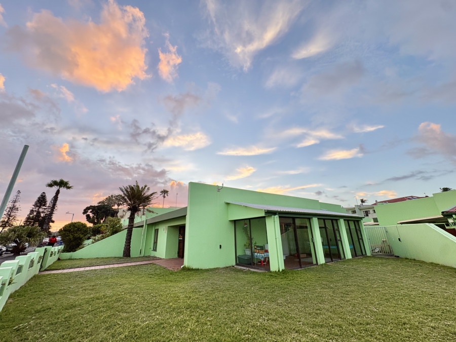 3 Bedroom Property for Sale in Quigney Eastern Cape